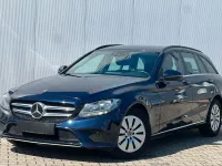 Gebraucht Mercedes C220 194 PS (142 kW) 2019 Blau Limousine