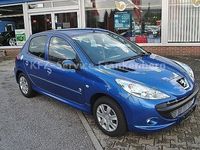 Gebraucht Peugeot 206+ 68 PS (50 kW) 2012 Blau metallic Kleinwagen