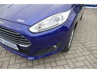 Gebraucht Ford Fiesta Titanium 95 PS (69 kW) 2016 Blau Kleinwagen