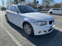 Gebraucht BMW 116 122 PS (89 kW) 2010 Weiß Kleinwagen