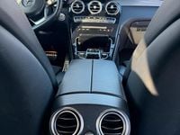 Gebraucht Mercedes GLC250 211 PS (155 kW) 2019 Weiß SUV