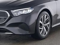 Gebraucht Mercedes E300 Avantgarde 313 PS (230 kW) 2024 Lack graphitgrau (metallic) Limousine