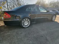 Gebraucht Mercedes E350 Avantgarde 272 PS (200 kW) 2006 Schwarz Limousine