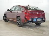 Gebraucht BMW X4 Performance 190 PS (139 kW) 2025 Rot SUV