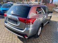 Gebraucht Mitsubishi Outlander 150 PS (110 kW) 2018 Grau SUV