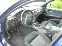 Gebraucht BMW 320 231 PS (169 kW) 2009 Blau Limousine