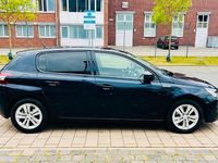 Gebraucht Peugeot 308 120 PS (88 kW) 2015 Blau Limousine