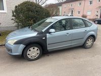 Gebraucht Ford Focus 101 PS (74 kW) 2006 Blau Limousine