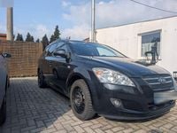 Gebraucht Kia Ceed 109 PS (80 kW) 2009 Schwarz Kleinwagen