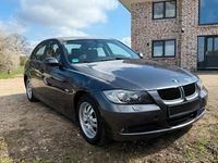 Gebraucht BMW 320 163 PS (119 kW) 2006 Grau Limousine