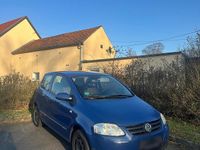Gebraucht VW Fox 54 PS (39 kW) 2005 Blau Kleinwagen