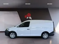 Gebraucht VW Caddy 102 PS (75 kW) 2022 Candyweiß Van / Kleinbus