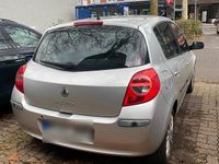 Gebraucht Renault Clio II Dynamique 103 PS (75 kW) 2008 Kleinwagen
