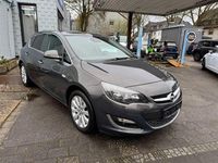 Gebraucht Opel Astra Innovation 131 PS (96 kW) 2013 Grau Limousine