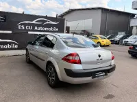 Gebraucht Renault Mégane II Dynamique 101 PS (74 kW) 2005 Silber Limousine