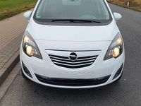 Gebraucht Opel Meriva Innovation 120 PS (88 kW) 2012 Weiß Van / Kleinbus