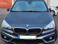 Gebraucht BMW 216 Active Tourer 116 PS (85 kW) 2017 Grau Van / Kleinbus
