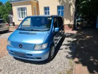 Gebraucht Mercedes V220 163 PS (119 kW) 2026 Blau Van / Kleinbus
