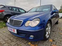 Gebraucht Mercedes C220 Avantgarde 143 PS (105 kW) 2003 Blau Limousine