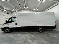 Używany Iveco Daily 156 KM (114 kW) 2024 Biały Van