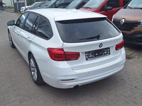 Gebraucht BMW 318 Advantage 258 PS (189 kW) 2016 Weiß Kombi