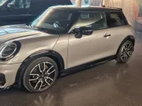 Gebraucht Mini Cooper 156 PS (114 kW) 2024 Schwarz Kleinwagen