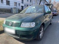 Gebraucht VW Polo 60 PS (44 kW) 2001 Grün Limousine