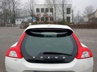 Gebraucht Volvo C30 R-Design 114 PS (83 kW) 2011 Weiß Kleinwagen