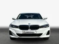 Gebraucht BMW 320 Sport Line 190 PS (139 kW) 2025 Weiß Limousine