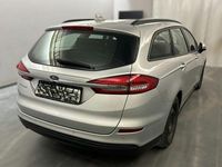 Gebraucht Ford Mondeo Trend 150 PS (110 kW) 2021 Polarsilber metallic (metallic) Kombi
