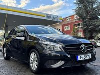 Gebraucht Mercedes A180 122 PS (89 kW) 2012 Limousine