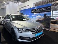Gebraucht Skoda Superb 150 PS (110 kW) 2022 Silber metallic Kombi