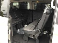 Gebraucht Ford Tourneo Titanium 170 PS (125 kW) 2023 Moondust silver Van / Kleinbus