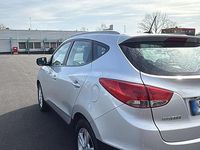Gebraucht Hyundai ix35 130 PS (95 kW) 2012 Silber SUV