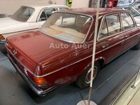 Gebraucht Mercedes 200 109 PS (80 kW) 1984 Weinrot Limousine