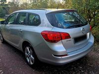 Gebraucht Opel Astra 100 PS (73 kW) 2011 Silber Kombi