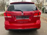 Gebraucht Fiat Freemont 170 PS (125 kW) 2015 Rot SUV