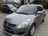 Gebraucht Suzuki Swift 94 PS (69 kW) 2012 Grau Kleinwagen