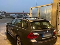 Gebraucht BMW 320 177 PS (130 kW) 2008 Grau Kombi