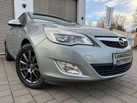 Gebraucht Opel Astra Design Edition 110 PS (80 kW) 2012 Silbersee/perl silber (m2) Limousine