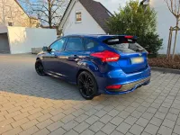Gebraucht Ford Focus 250 PS (183 kW) 2018 Blau Limousine