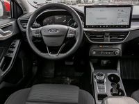 Gebraucht Ford Focus Titanium 116 PS (85 kW) 2024 Rot Kombi