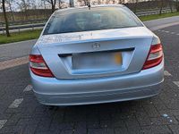 Gebraucht Mercedes C200 138 PS (101 kW) 2011 Silber Limousine