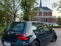 Usado VW Golf 101 HP (74 kW) 2001 Azul Coupé