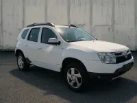 Gebraucht Dacia Duster Lauréate 105 PS (77 kW) 2011 Weiß SUV