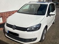 Gebraucht VW Touran Highline 105 PS (77 kW) 2012 Weiß Van / Kleinbus