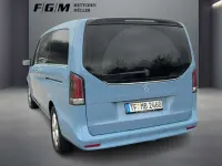 Gebraucht Mercedes V220 Avantgarde 163 PS (119 kW) 2024 Vintageblau Van / Kleinbus