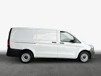 Gebraucht Mercedes Vito 163 PS (119 kW) 2024 Weiß Van