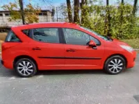 Gebraucht Peugeot 207 Premium 95 PS (69 kW) 2010 Rot Kombi