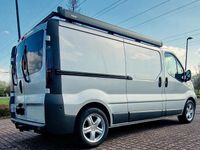 Gebraucht Renault Trafic 101 PS (74 kW) 2002 Silber Van / Kleinbus